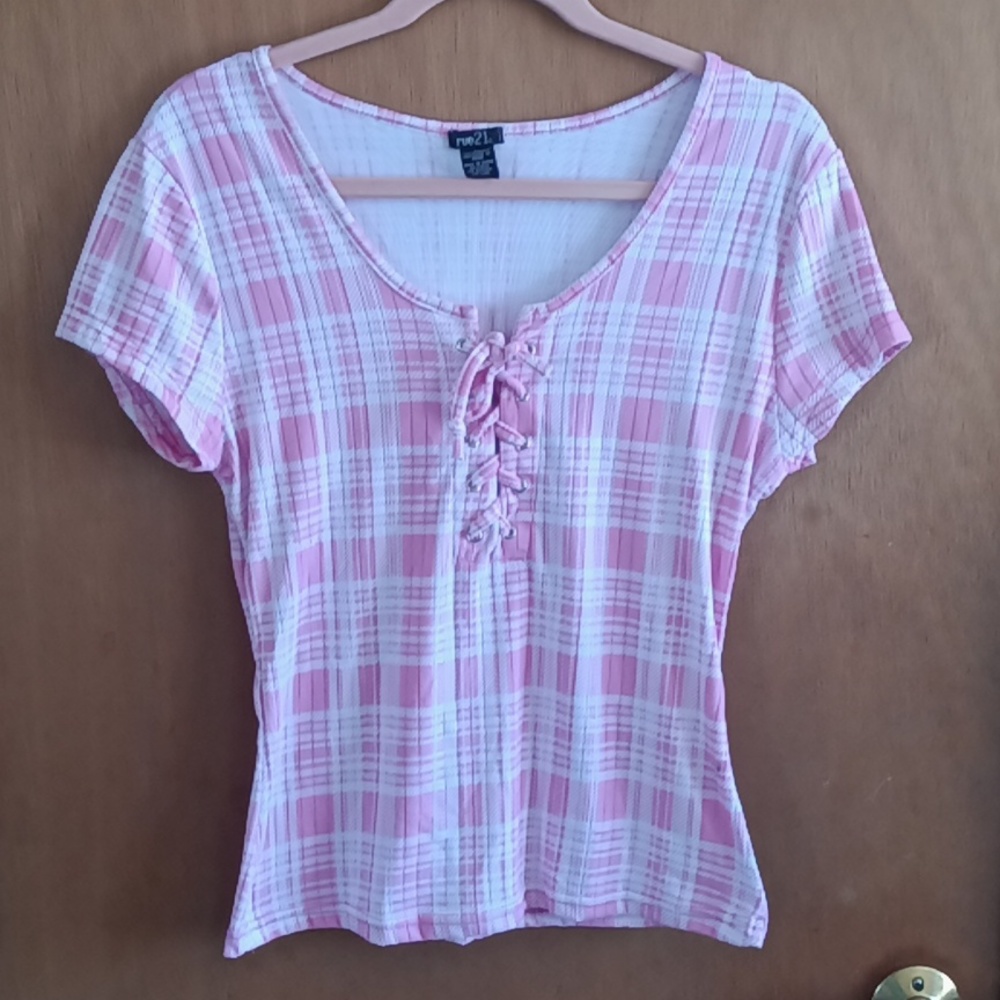 Rue21 pink plaid baby tee with front lace up NWOT size XL
